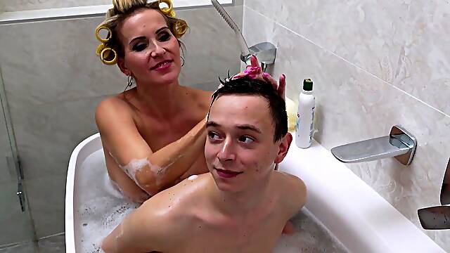 Big ass mature mom pleases stepson with unique sex moments