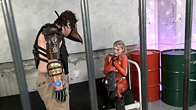 Melody Marks gets fucked from behind in doggy style