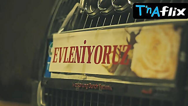 Reyhan Asena Keskinci Sexy Scene in Jasmine