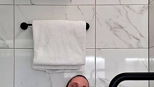 Shower Vids