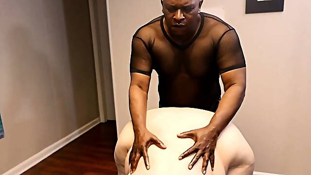 POV INTERRACIAL ASS FUCK DOGGYSTYLE FUCKING LUBE AMATEUR