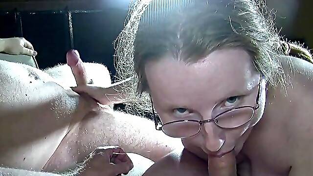 Amateur MILF blowjob cumpilation 24