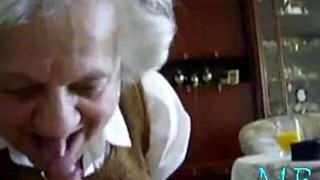 Oma Rosemarie ärgert mich