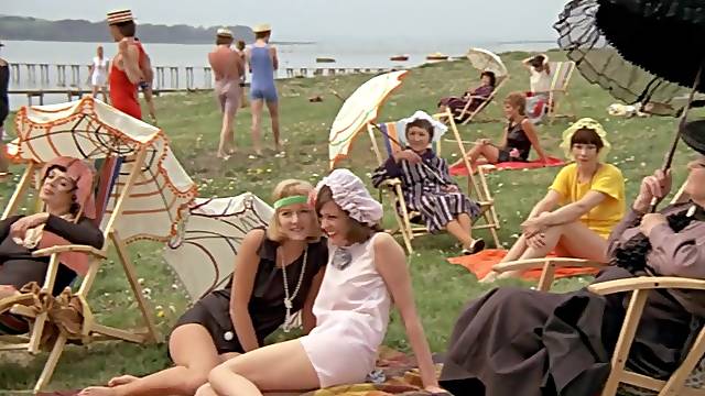 Χρηματα Τριχωτος, Με Λεφτα