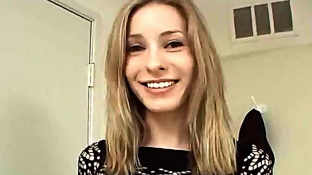 Sweet Alexis Taylor shows her deepthroat skills in POV video