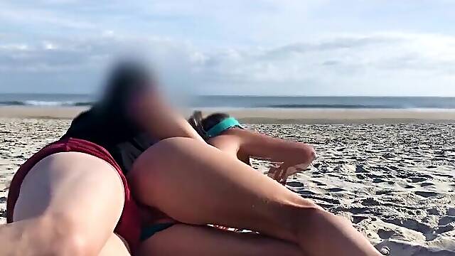 A stranger ejaculated into a curvy mother i'd like to fuck's booty out of asking