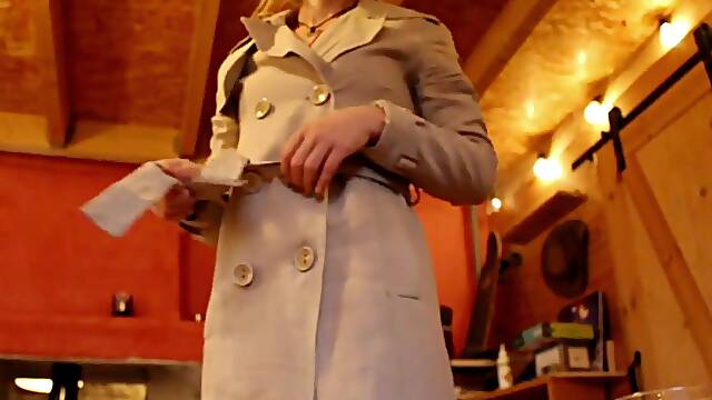 MOVIE SCENE 13: JOI VERNISSAGE