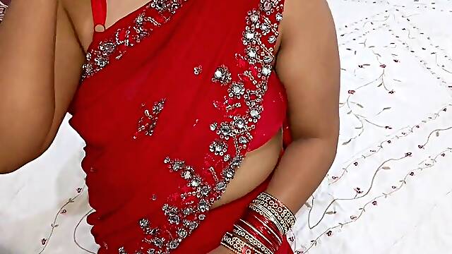 Indian Aunty and Bhabhi always best