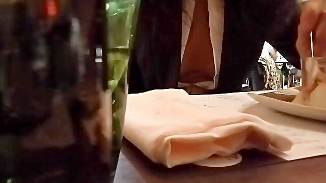 La Vecina Caliente, Esposa Miron, Mirando A Escondidas, Blusa Pezon