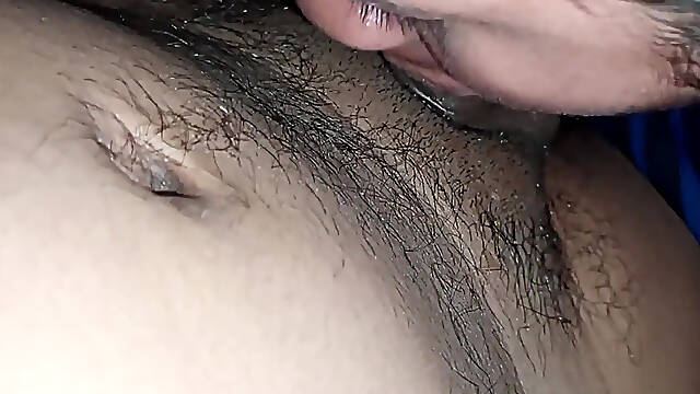 Marido Cornudo Cogiendo a Su Mujer Llena De Leche Muy Caliente
