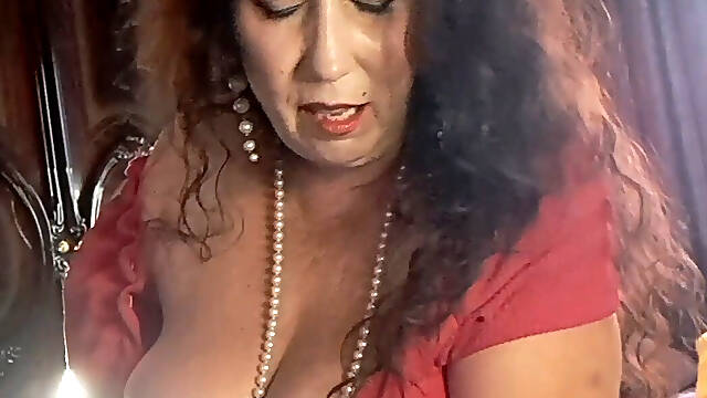 I like to touch myself when youre looking at me.