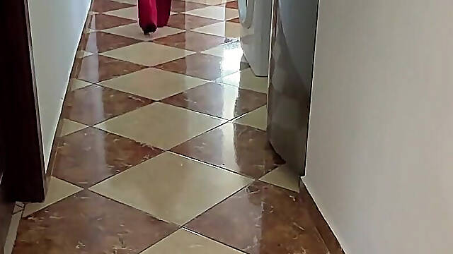 Red Velvet Fart Queen