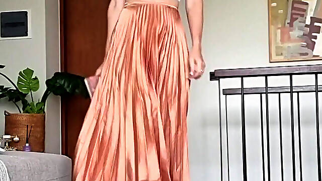 I like skirts like this